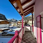 Bed & Breakfast Family Bike Friendly Canazei