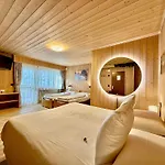 Family Bike Friendly Bed & Breakfast 3*