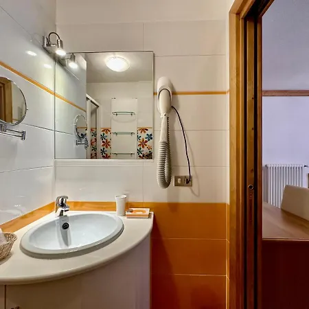 Bed and Breakfast Family Bike Friendly Canazei