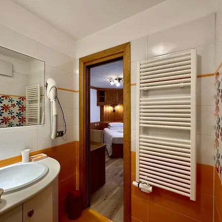 Family Ski-in Ski-out Bed & Breakfast Canazei