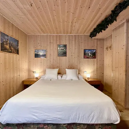 Family Ski-in Ski-out فندق مبيت وإفطار 4*