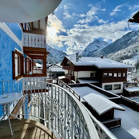 فندق مبيت وإفطار Family Ski-in Ski-out 4*
