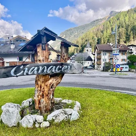 Bed & Breakfast Family Ski-in Ski-out 4*