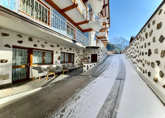 Panzió B&B Family Accommodation Canazei Bike Friendly