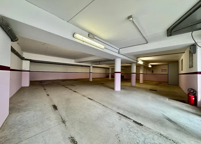 Family Ski-in Ski-out 4* Canazei