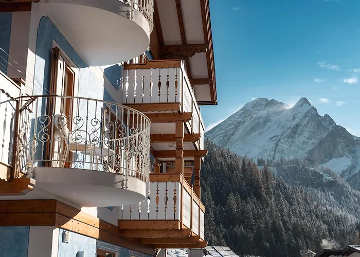 B&B Family Accommodation Canazei Bike Friendly Bed and Breakfast