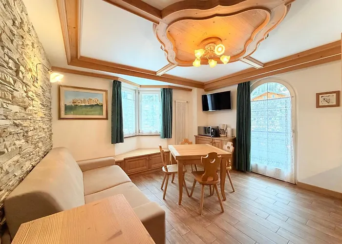 Bed and breakfast Family Ski-in Ski-out Canazei