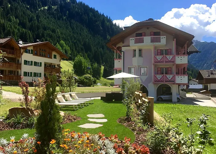 B&B Family Accommodation Canazei Bike Friendly Bed and Breakfast Canazei