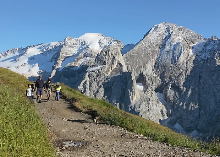 Bed and Breakfast B&B Family Accommodation Canazei Bike Friendly Canazei